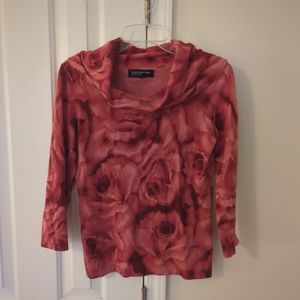 Jones New York rose print, cowl neck top sz sml